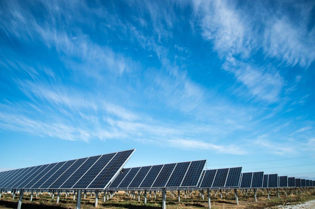 Painéis solares - Energia solar vantagens e desvantagens